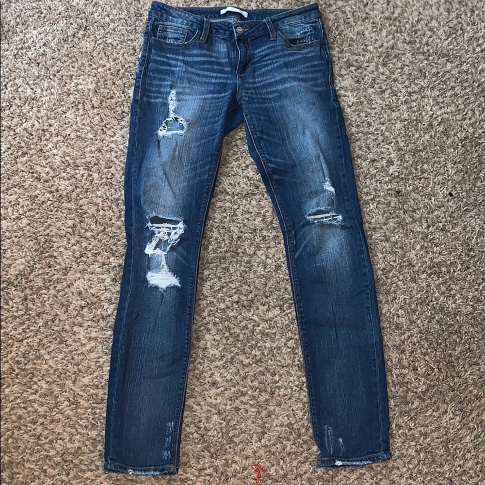 Ripped skinny jeans